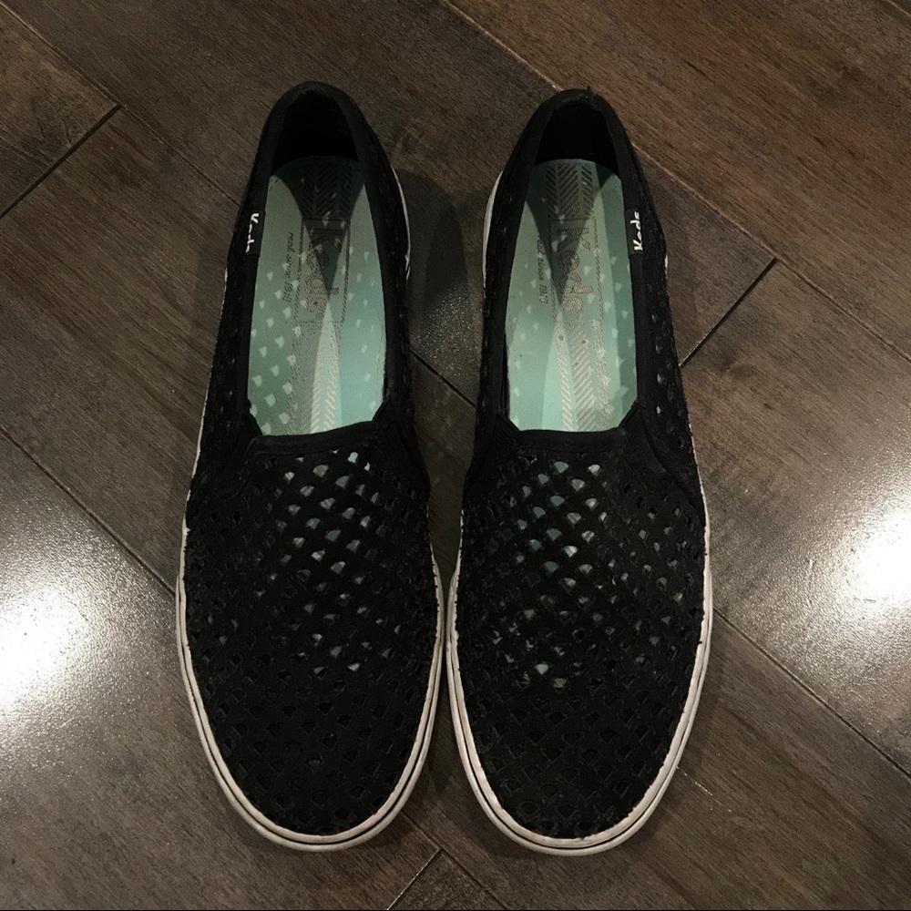 black keds shoes